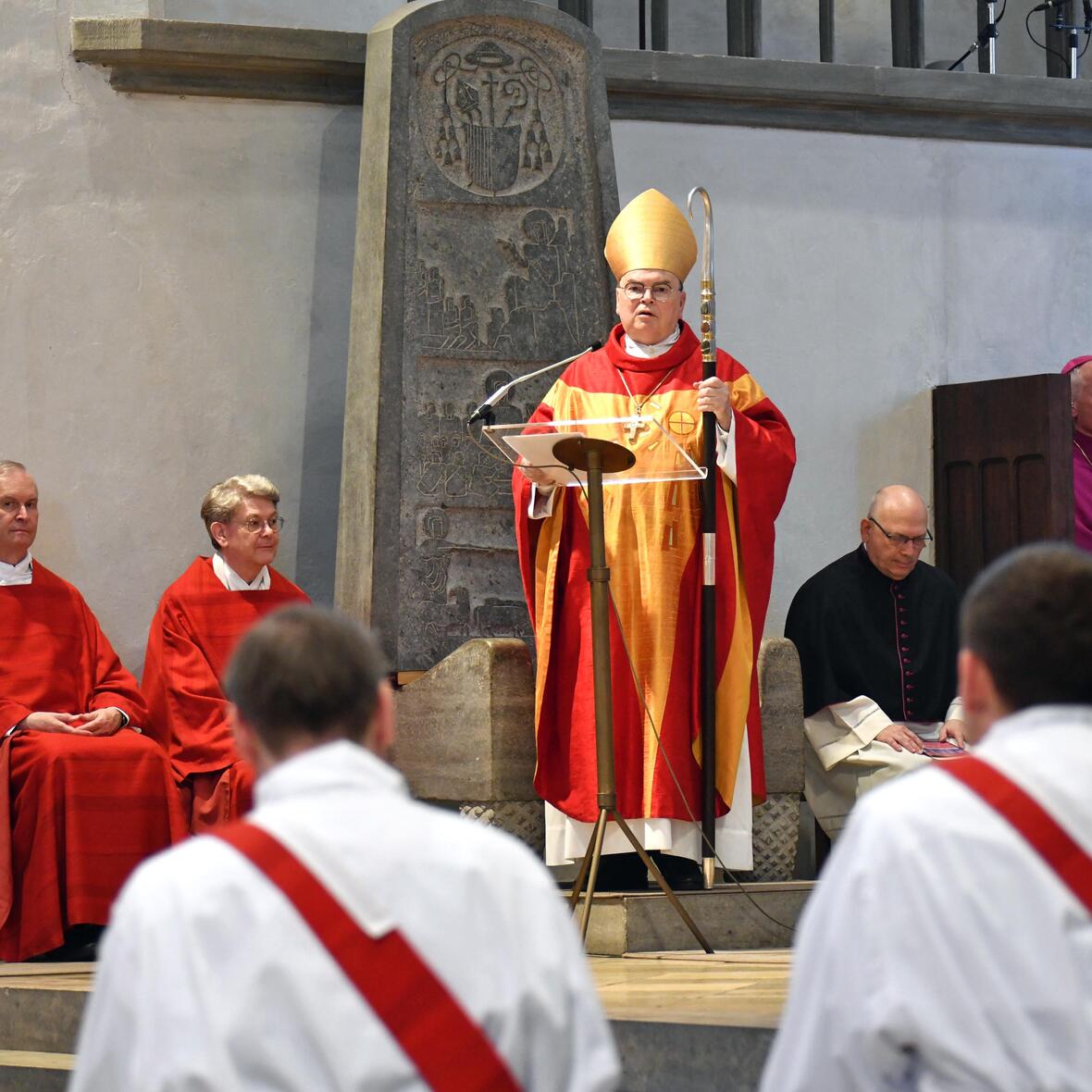 priesterweihe-im-augsburger-dom-2025-foto-nicolas-schnall-pba-064860117