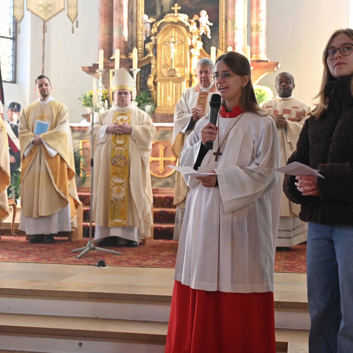 stabuebergabe-im-bischoeflichen-jugendamt-foto-maria-roesch_pba-94925052