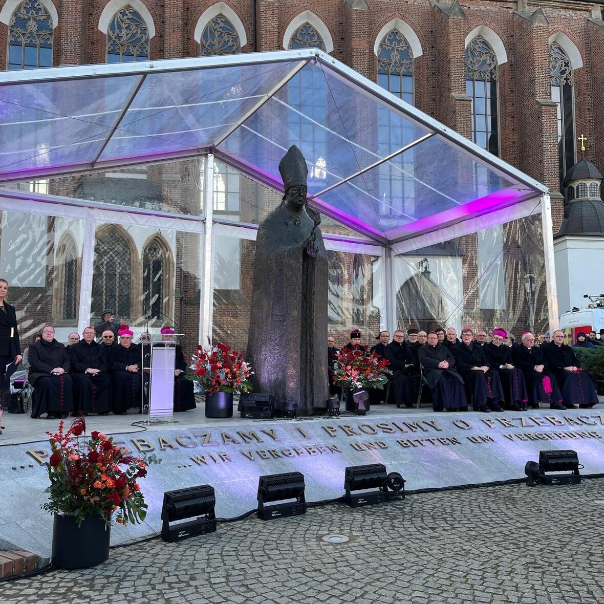 festakt-anlaesslich-des-60-jahrestages-des-historischen-briefwechsels-zwischen-der-polnischen-und-der-deutschen-bischofskonferenz-foto-dbk-matthia4921818