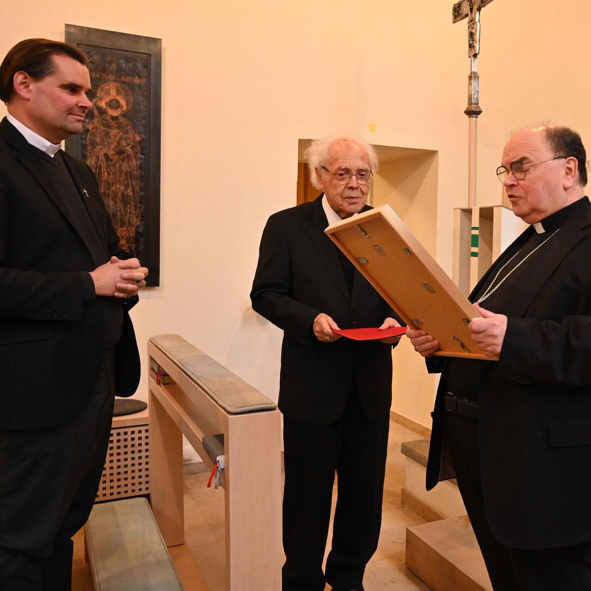 stabwechsel-beim-wallfahrerverein-maria-roesch_pba-34927350