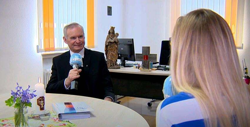 Boxbild Gespräch Ehler