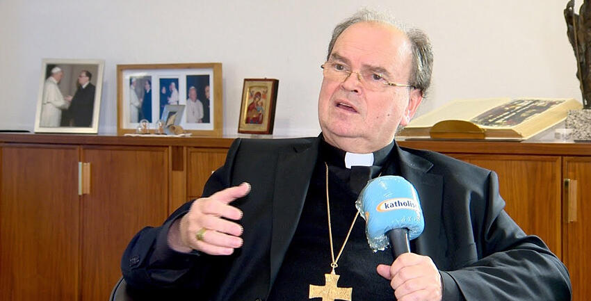 Boxbild Interview Bischof