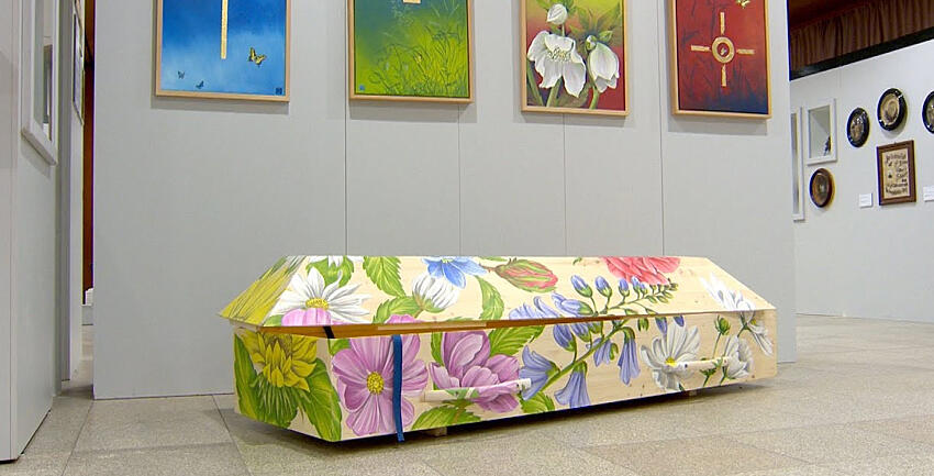 Boxbild_Ausstellung Begräbniskultur