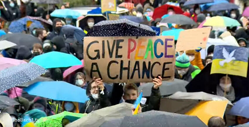 Friedensgebet der Schulwerksschulen (katholisch1.tv)