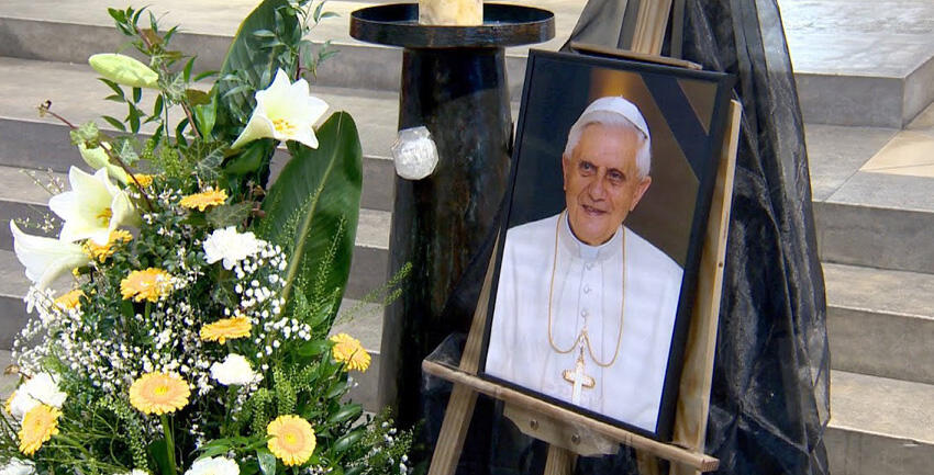 Requiem Papst Benedikt