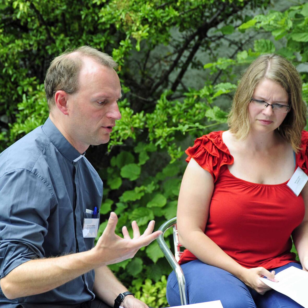 Pfarrer Bernhard Waltner von der Diözesanstelle "Berufe der Kirche" sammelt Ideen, für pastorale Berufe zu werben. (Foto: Pressestelle Bistum Augsburg/Nicolas Schnall)