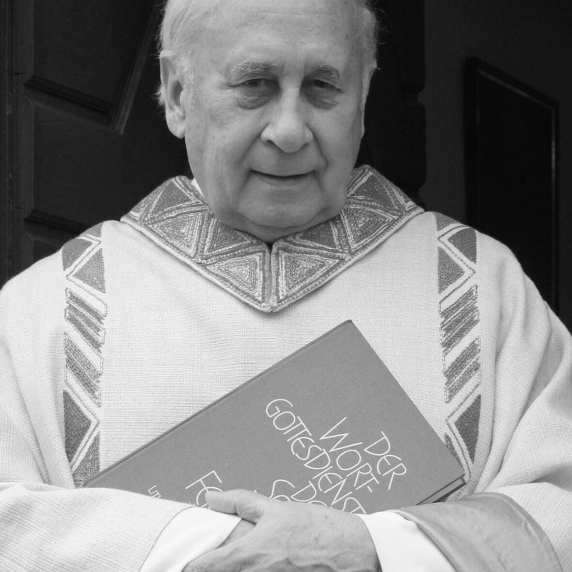 + Pfarrer BGR Karl Fritz. (Foto: privat)