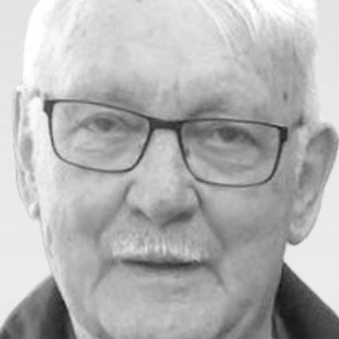 + Pfarrer i.R. Fürstl. Geistl. Rat Georg Schuster (1928-2021) (Foto: Privat)