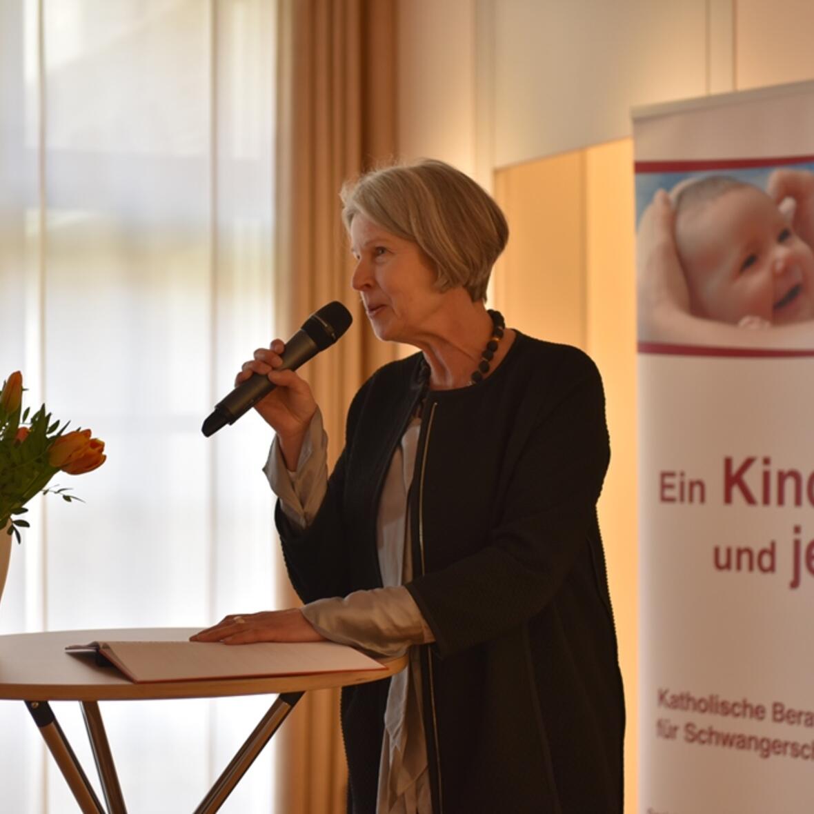 Gudrun Schubert, Vorsitzende des SkF, blickt auf die vergangenen 15 Jahre zurück. (Fotos: pba / Romana Kröling)