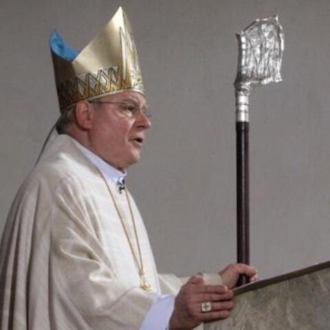 Bischof Dr. Konrad Zdarsa feierte am 23. Oktober 2010 sein erstes Pontifikalamt als Diözesanbischof von Augsburg.