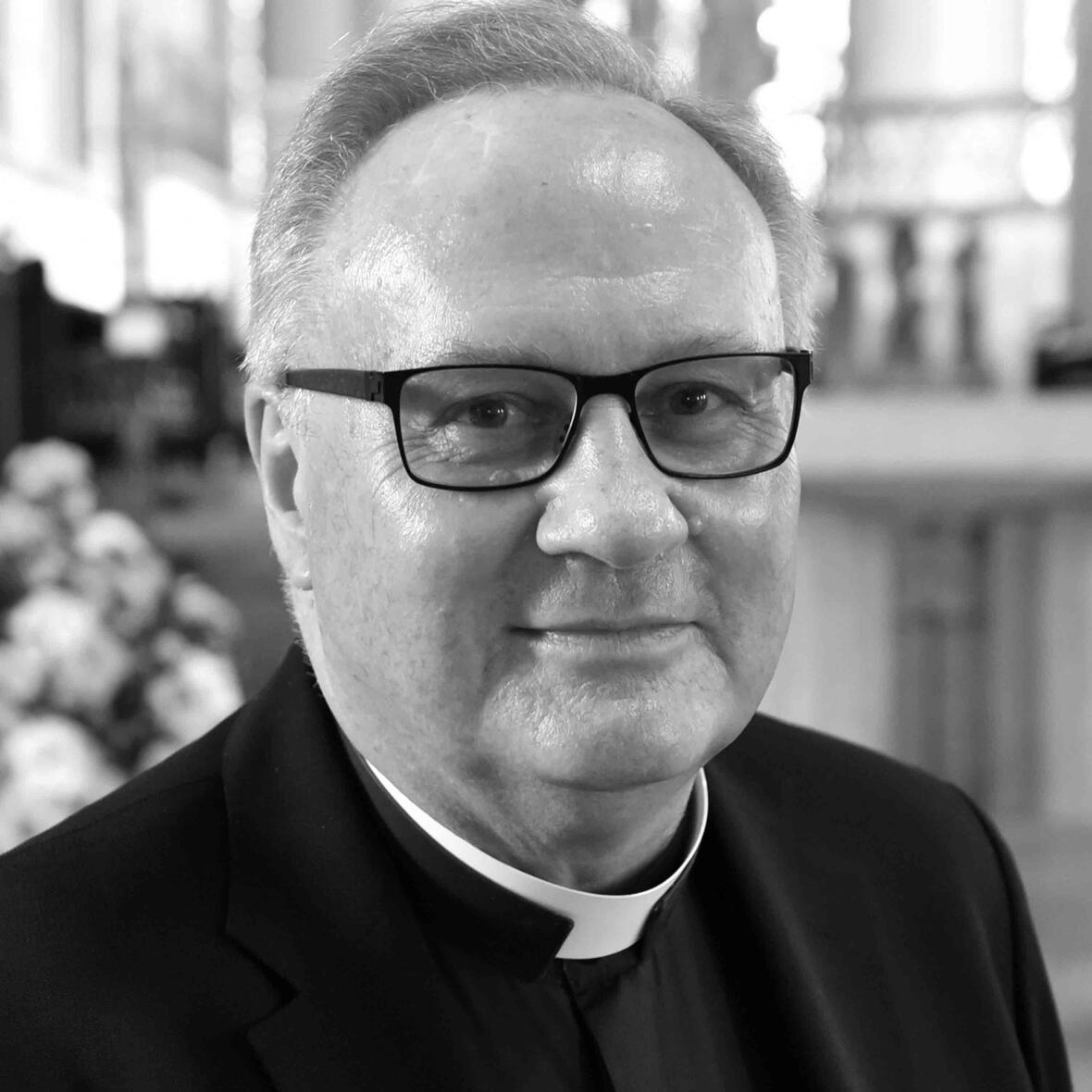 + Bischofsvikar Prälat Karlheinz Knebel. (Foto: Nicolas Schnall/pba)