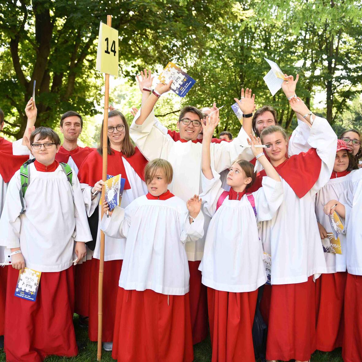 Part of HIS Plan: Auch die Ministrantengruppe aus Augsburg-Haunstetten war beim Mini-Tag dabei und sorgte für gute Stimmung.   
