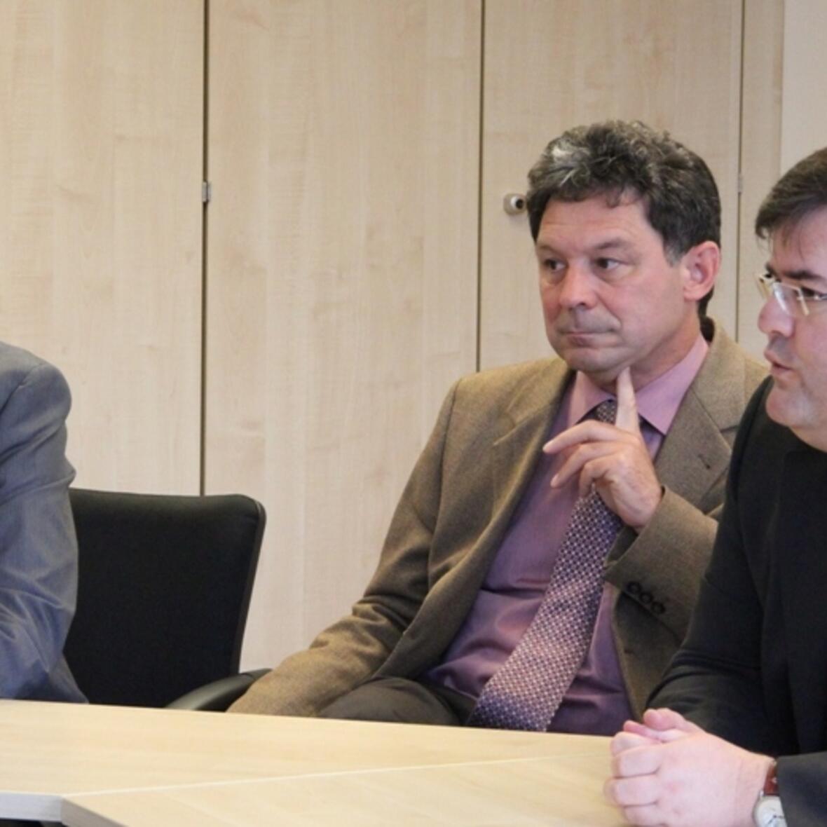 (v.l.) Der Leiter der Präventionsmaßnahme Hubert Kohle, Dr. Anton Schuster vom Fachbereich Fortbildung pastoraler Berufsgruppen und Domkapitular Harald Heinrich. 