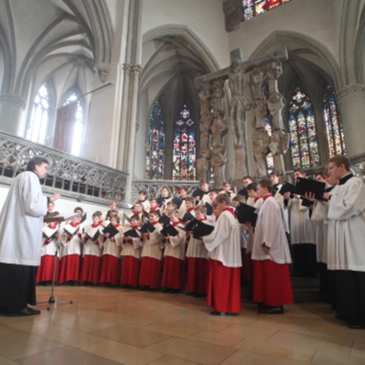 aschermittwoch-der-kuenstler-im-augsburger-dom-vertonungen-des-miserere1141351