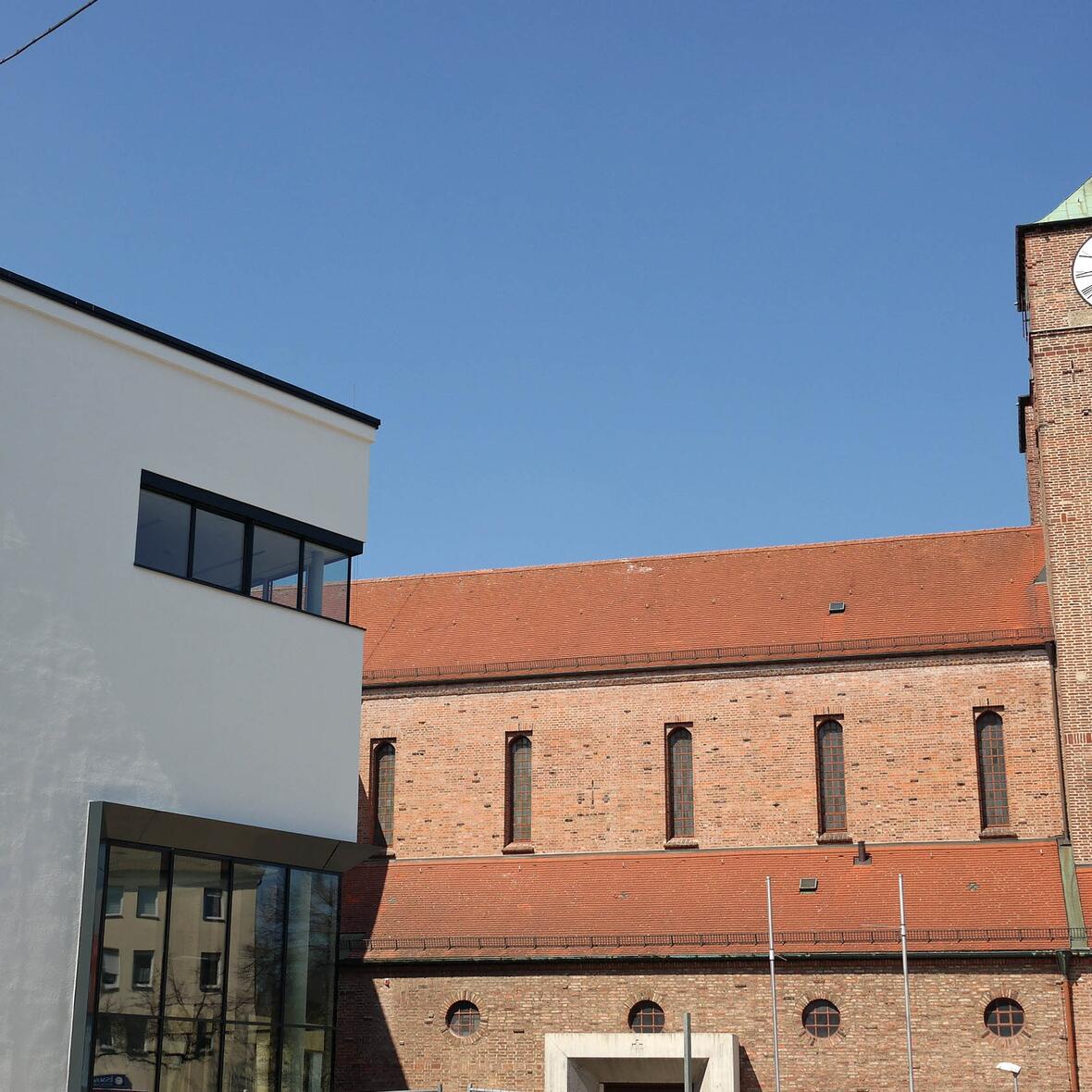 Das neue Diözesanarchiv von außen. (Fotos: Karl-Georg Michel und Romana Kröling/pba)