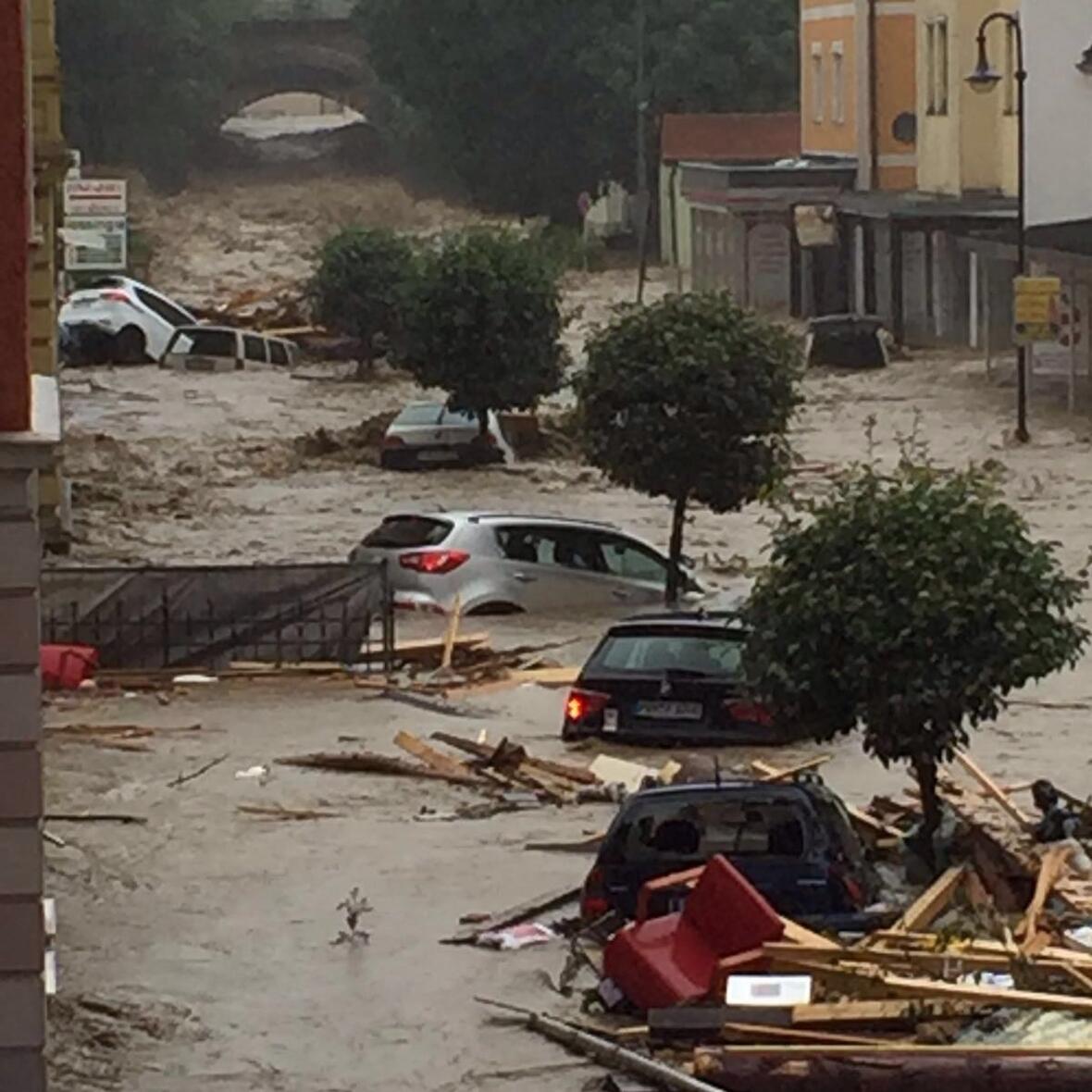 Simbach am Inn ist gestern von einer Flutwelle überschwemmt worden. (Foto: Kreis-Caritasverband Rottal-Inn e. V.)