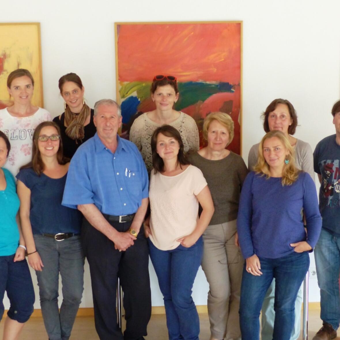 Das Team der Migrationsberatung des Caritasverbandes für die Diözese Augsburg e. V. (Foto: Caritas Augsburg).