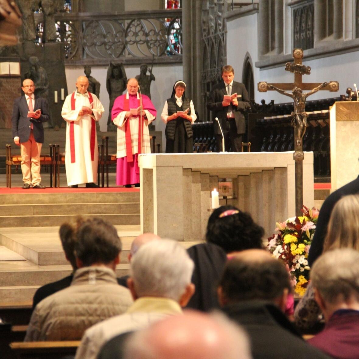 Der ökumenische Kreuzweg wurde im Augsburger Dom gebetet. (Foto: KIRCHE IN NOT)