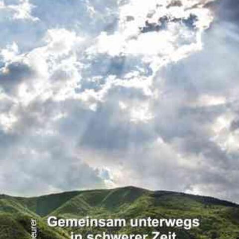 gemeinsam-unterwegs-in-schwerer-zeit-texte-fuer-kranke-ihre-angehoerigen-und-hospizmitarbeiter1631590