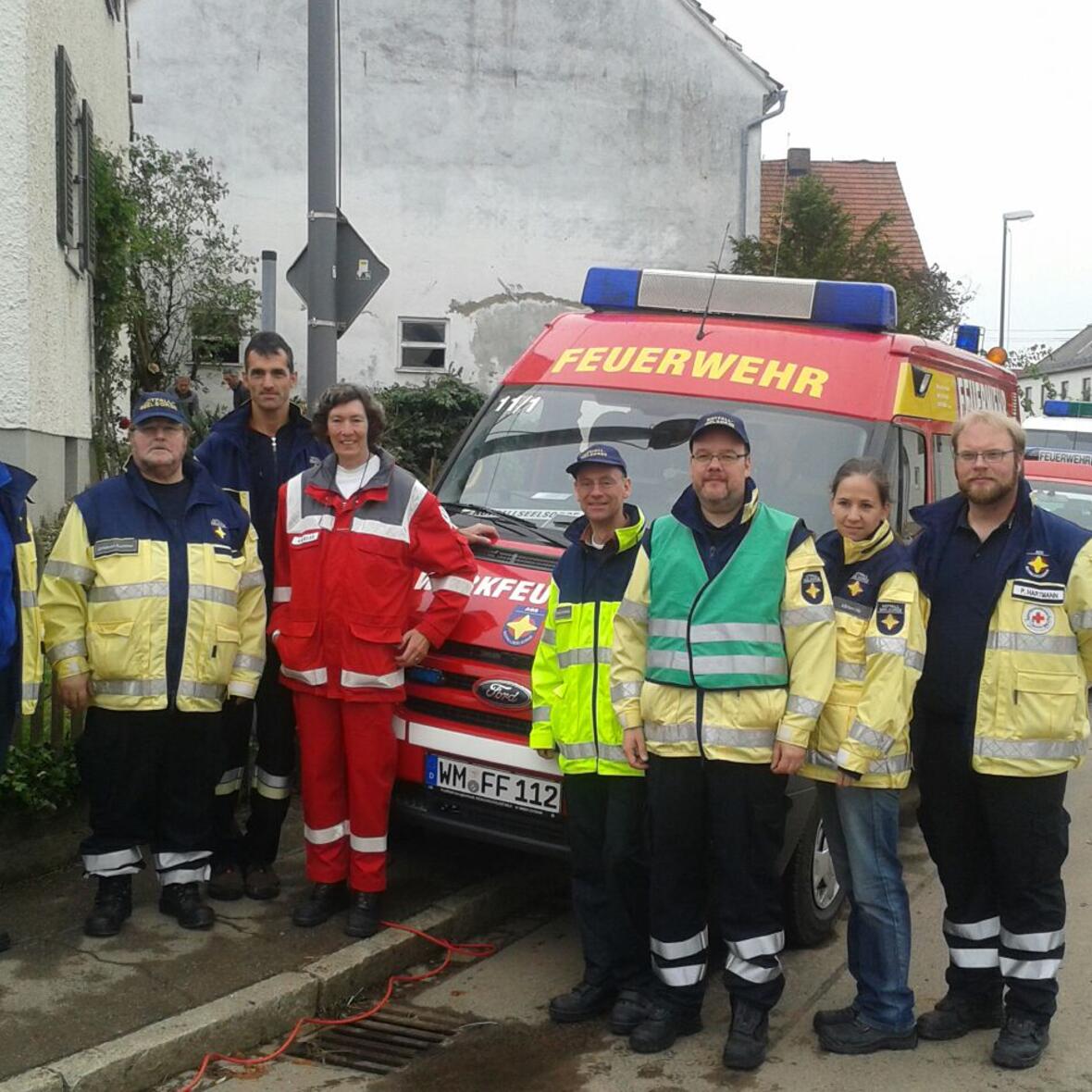 Auch heute wieder im Einsatz: Mitarbeiterinnen und Mitarbeiter der Notfallseelsorge und Kriseninterventionskräfte