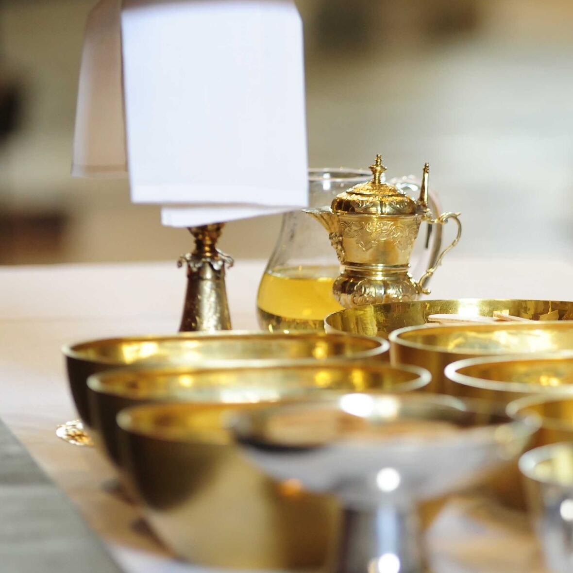 Die eucharistischen Gaben Brot und Wein. (Foto: pba/Nicolas Schnall)