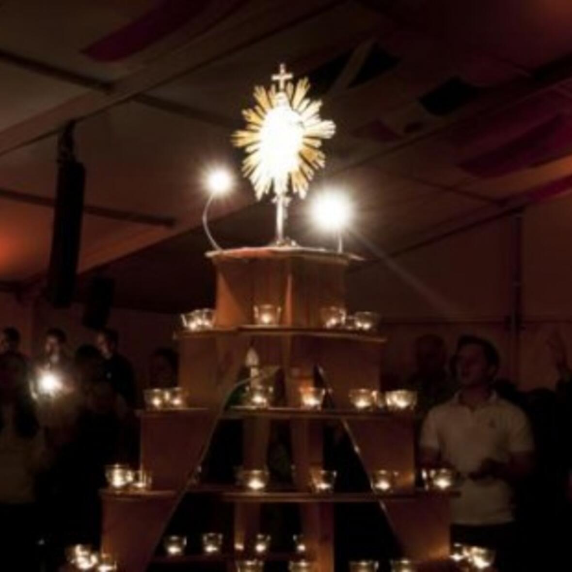 prayerfestival-in-memmingen-mit-bischof-konrad1389207