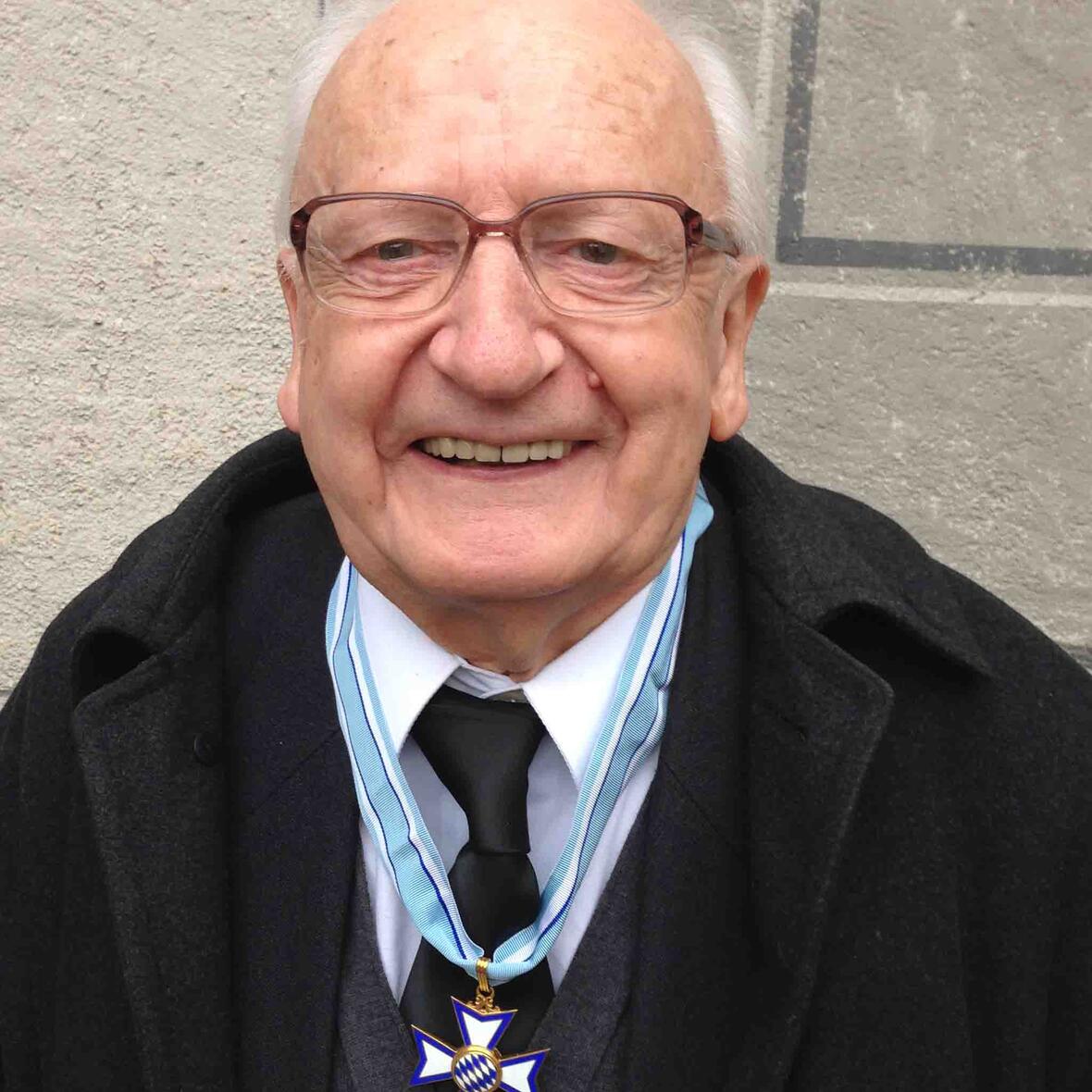 Domkapitular i.R. Professor Dr. Georg Schmuttermayr. (Foto: Peter Düren)