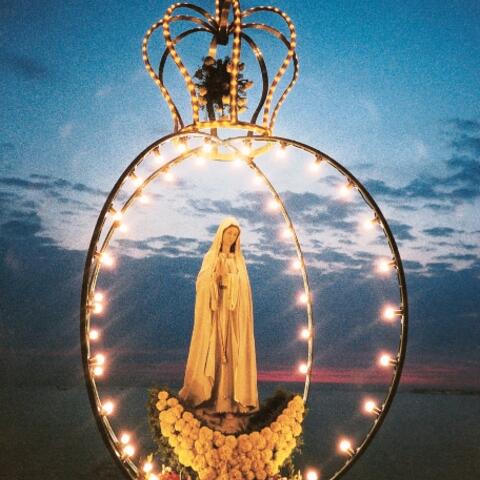 Muttergottes-Darstellung bei der Schiffsprozession auf dem Bodensee. (Foto: Gebetsstätte Wigratzbad)