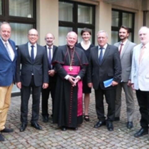 strategiegespraech-ueber-die-rolle-des-religionsunterrichts1221658