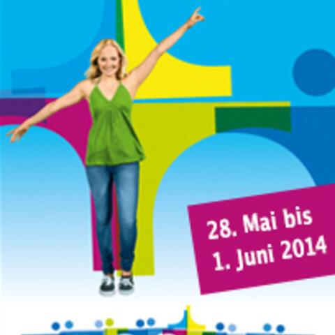 katholikentag-2014-bistum-augsburg-praesentiert-sich-mit-eigenem-stand-auf-der-bistumsmeile1180805