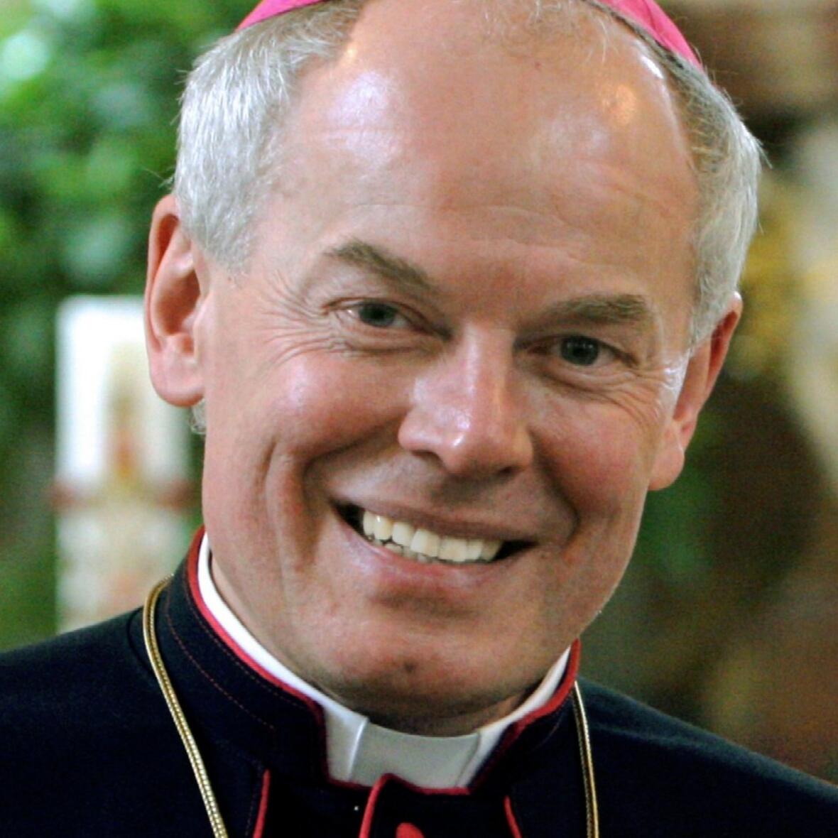 Weihbischof Dr. Dr. Anton Losinger.