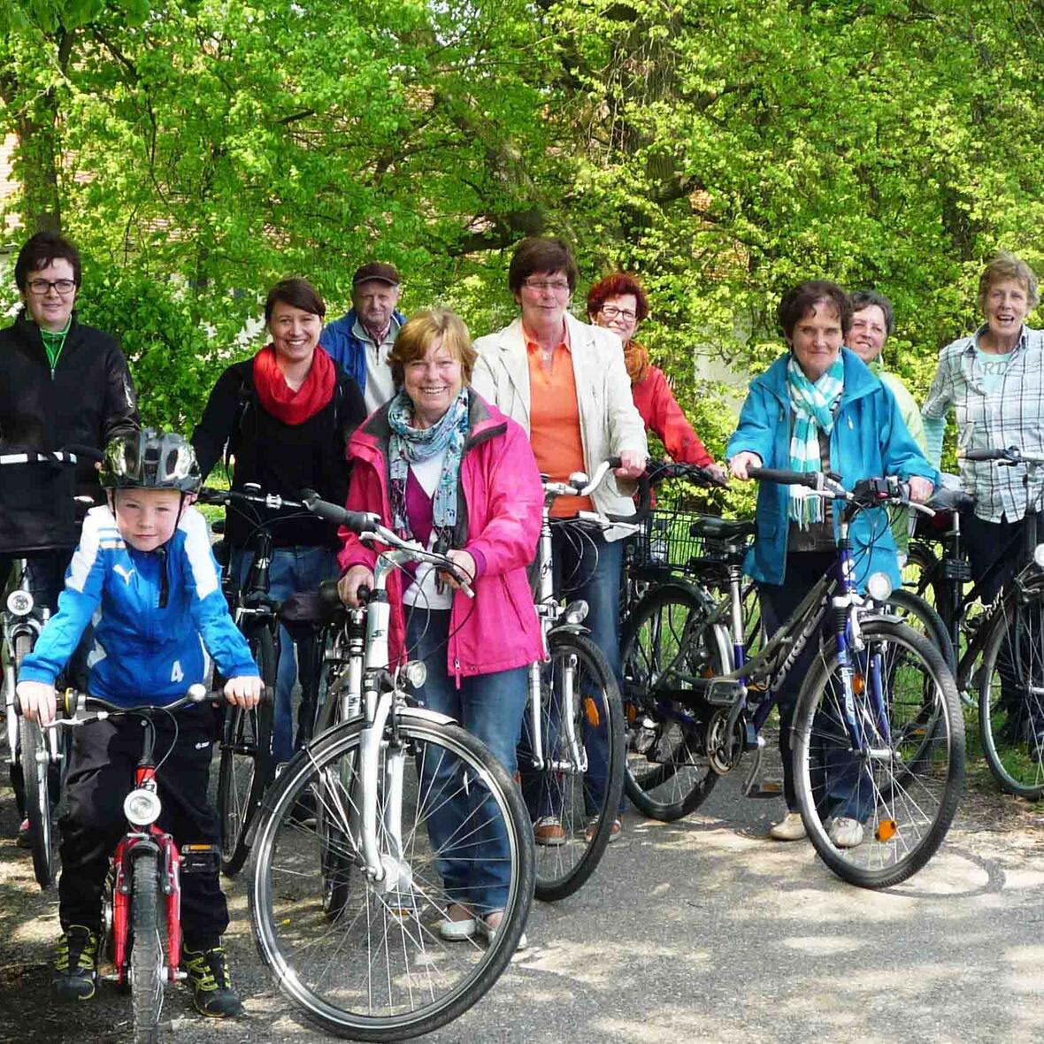 radlwallfahrt-auf-den-kalvarienberg-bei-pobenhausen1174410