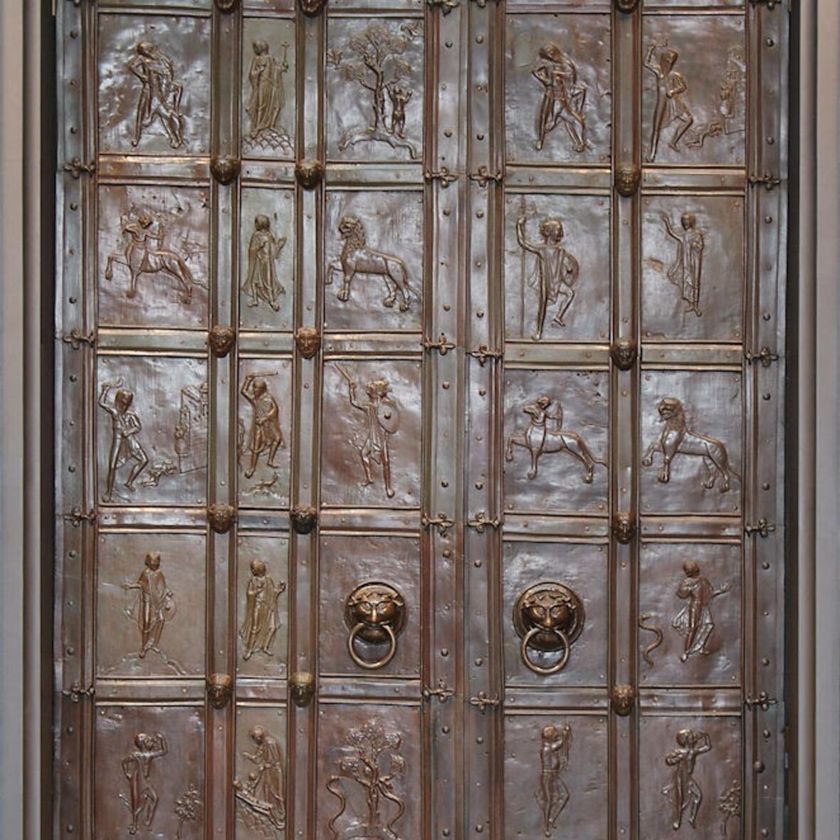 vortrag-neue-erkenntnisse-ueber-das-bronzeportal-im-augsburger-dioezesanmuseum1146580
