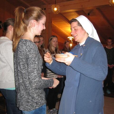 du-bist-die-freude-weihnachtskurs-der-maedchengemeinschaft-der-neue-weg1104642