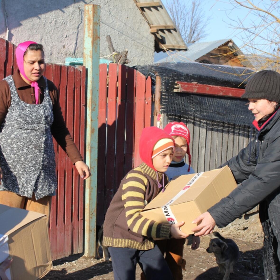 hilfe-fuer-notleidende-familien-in-rumaenien-malteser-starten-gluecksbringer-aktion1085333