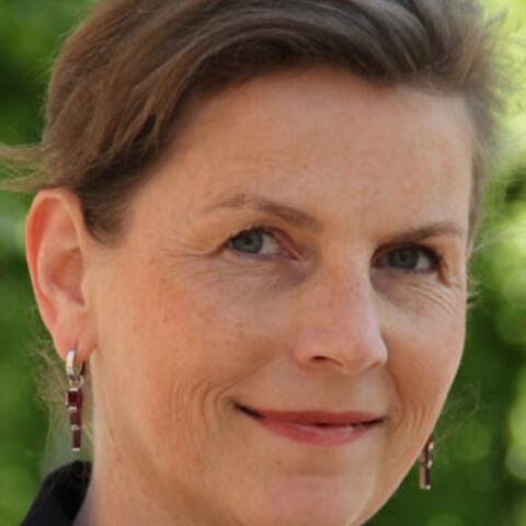 Professor Dr. Gerda Riedl