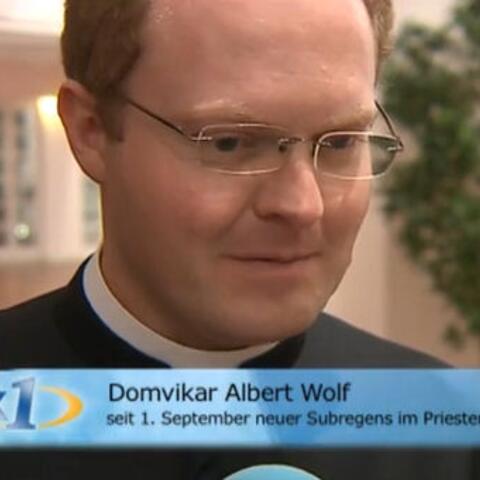 neuer-subregens-von-bischof-konrad-in-sein-amt-eingefuehrt-admissio-an-priesteramtskandidat-verliehen1043054