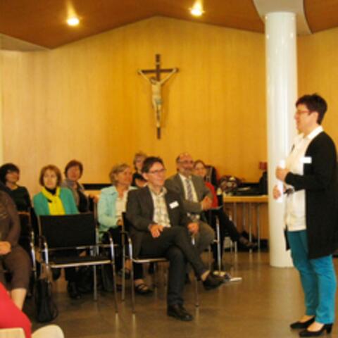 fuellt-den-wein-nicht-in-die-alten-schlaeuche-foerderschultag-der-abteilung-schule-und-religionsunterricht949678