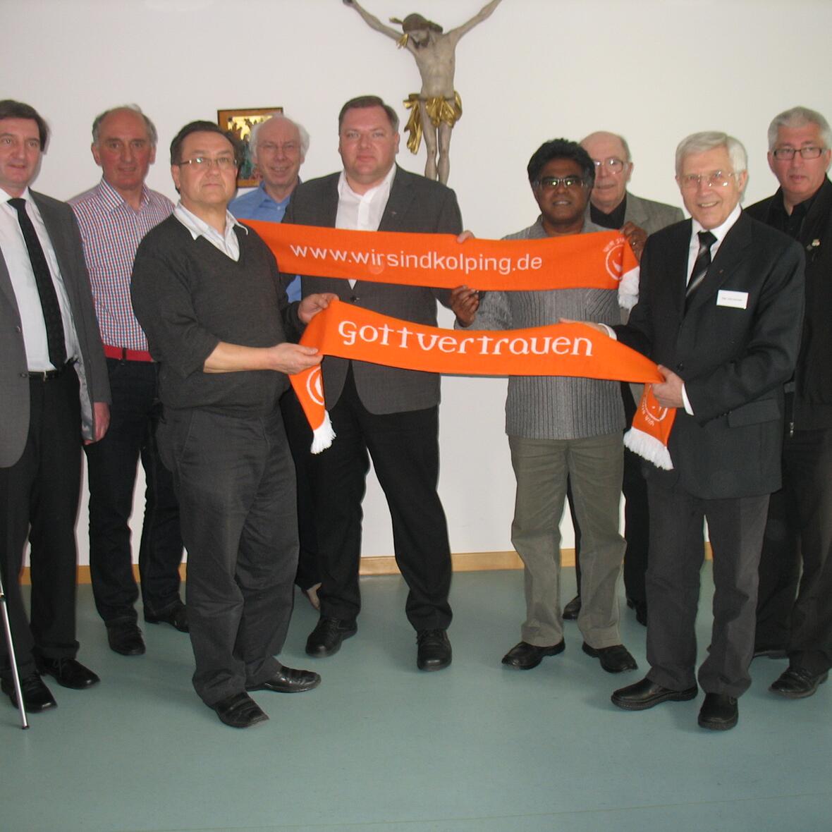 Teilnehmer der Fortbildung zum 200. Geburtstag von Adolph Kolping: zweiter von rechts Dompastor Alois Schröder, links Domkapitular Dr. Walter Schmiedel. Foto: Kolping