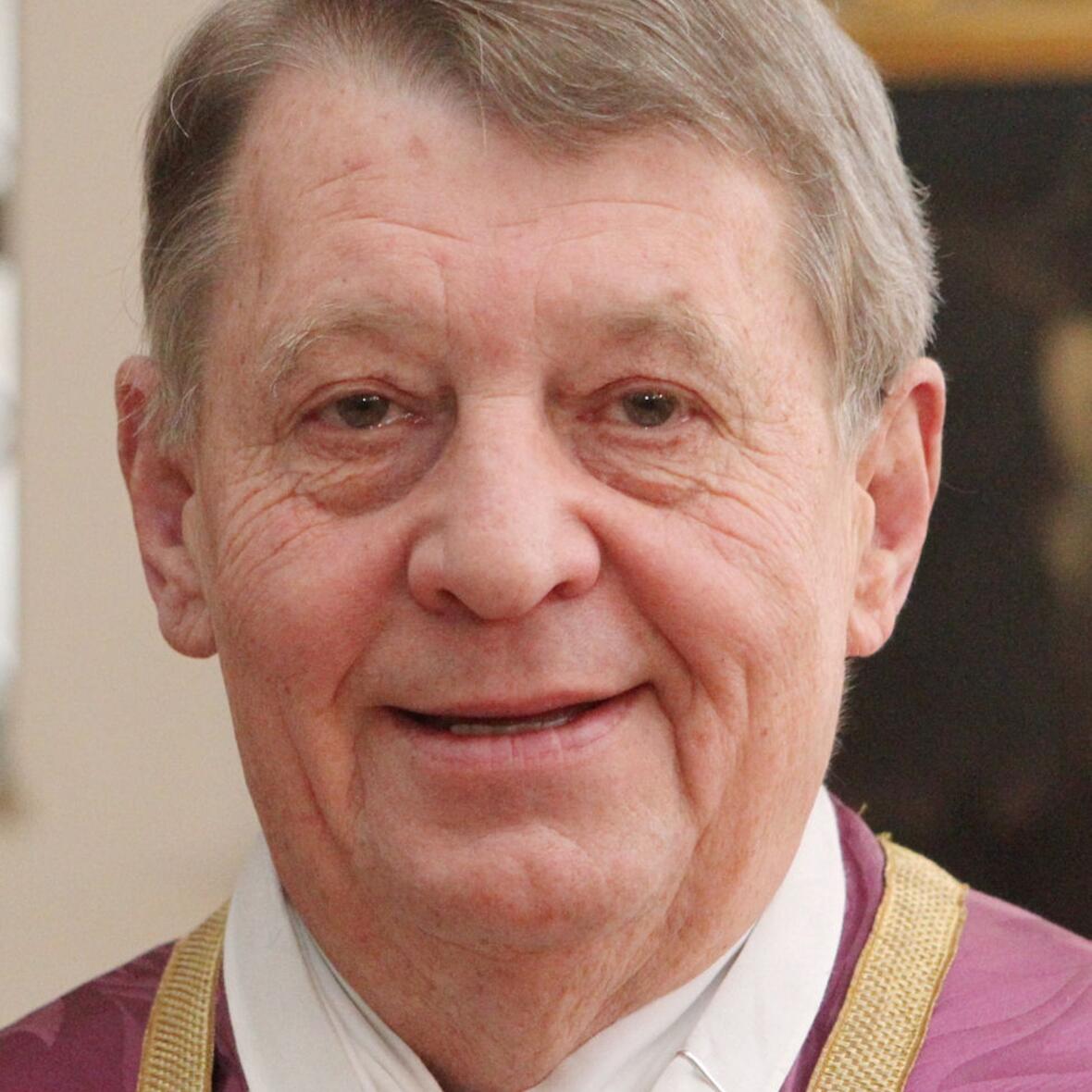 bestuerzung-und-tiefe-trauer-nach-ploetzlichem-tod-von-domkapitular-praelat-josef-heigl894258