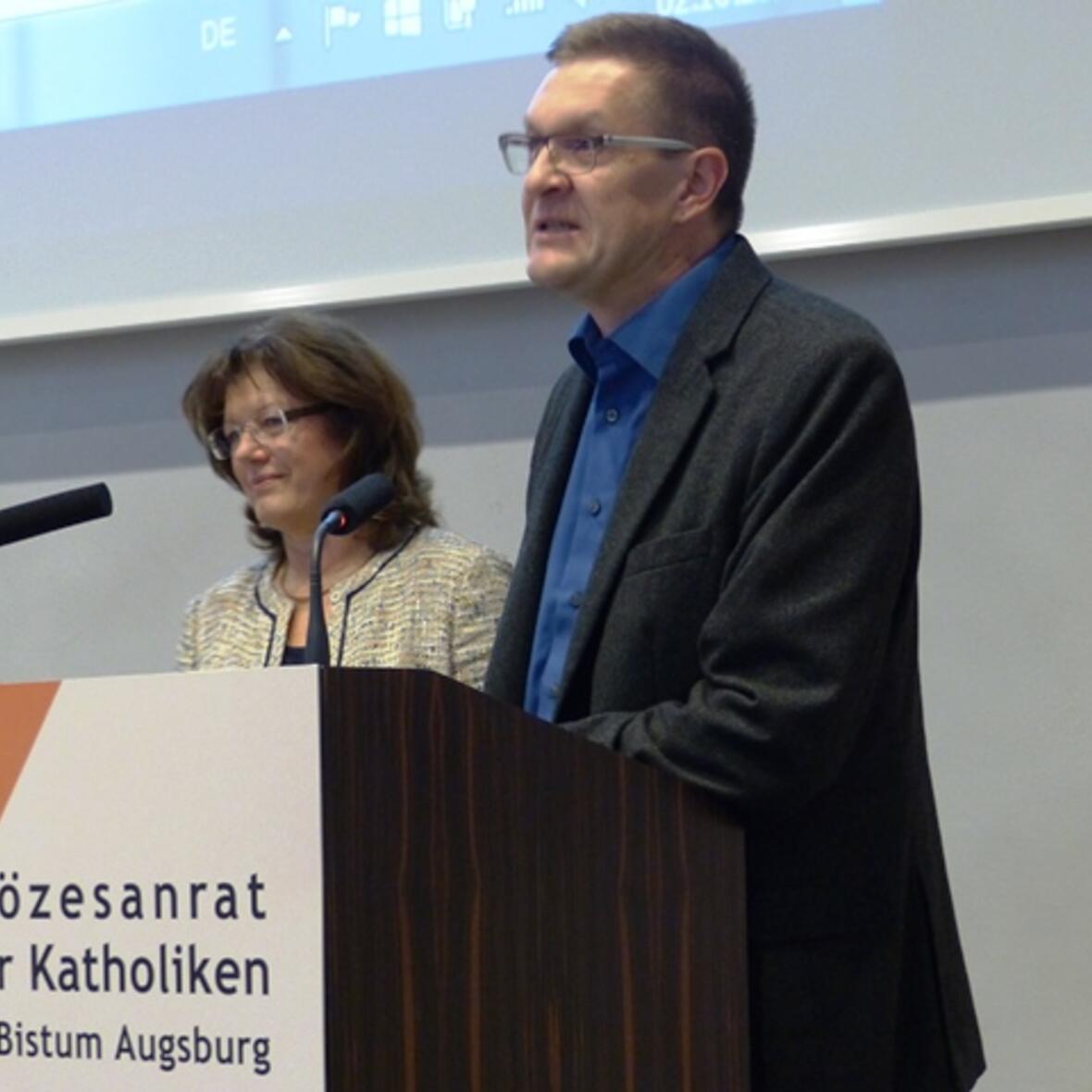 Hildegard Schütz und Diakon Ralf Eger