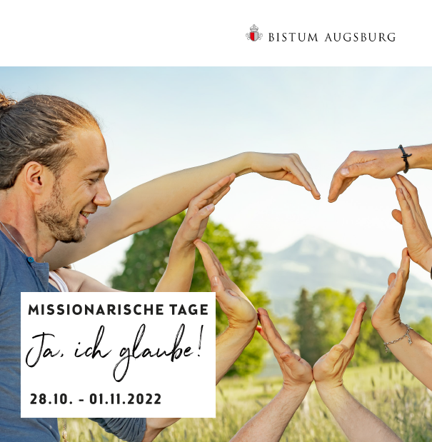 Ein Mann auf der linken Seite und auf der rechten Seite bilden mehrere Menschenhände gemeinsam ein Herz, während im Hintergrund eine Wiese, Bäume und ein Berg zu sehen sind.