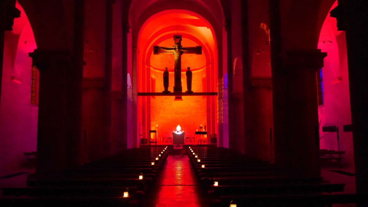 Abende der Versöhnung finden in der Fasten- und Adventszeit statt. Das Bild zeigt die Basilika von Altenstadt. 